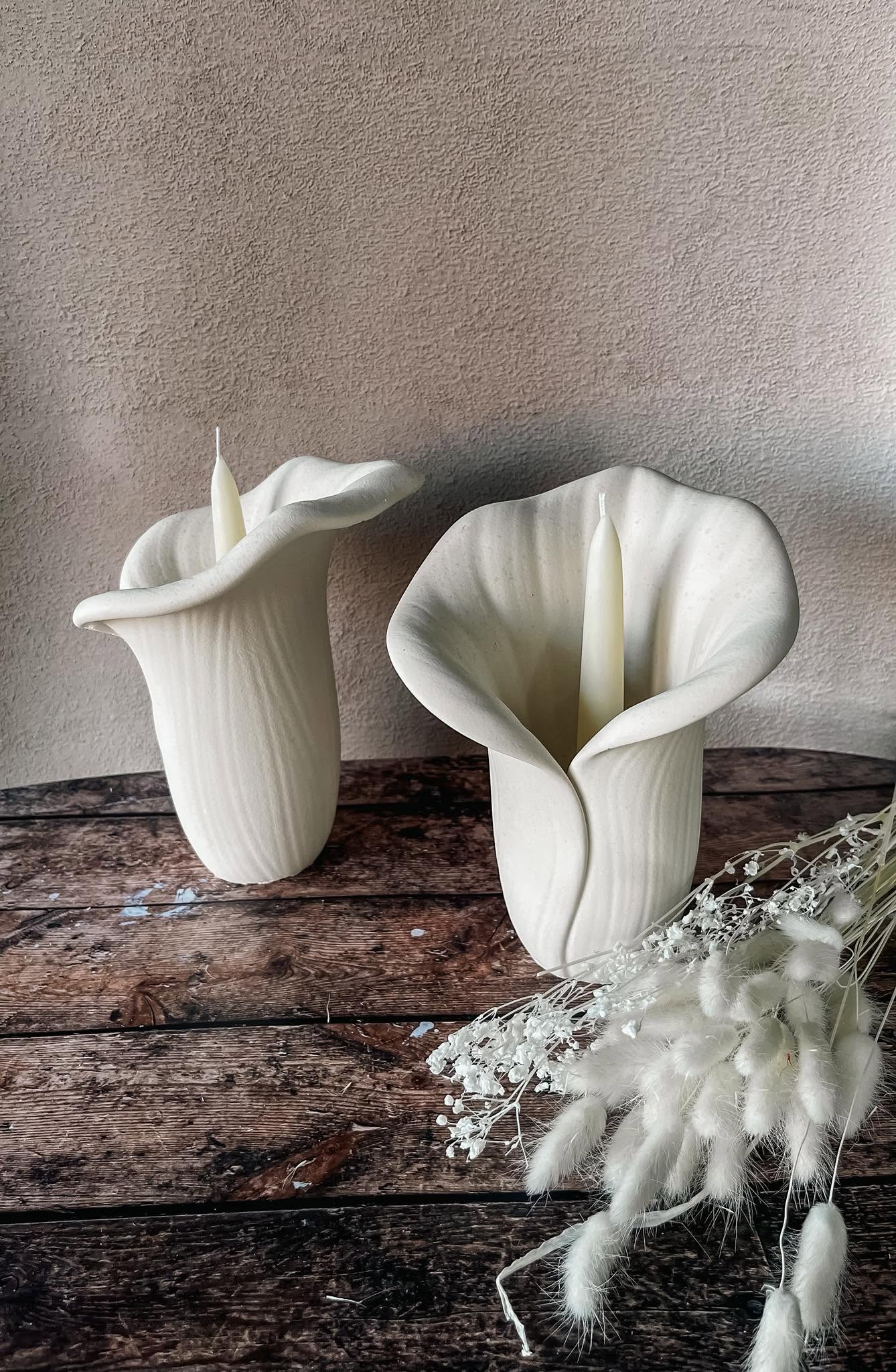 Calla Luna – création décorative en jesmonite avec bougie intégrée (petit modèle) — visuel 1