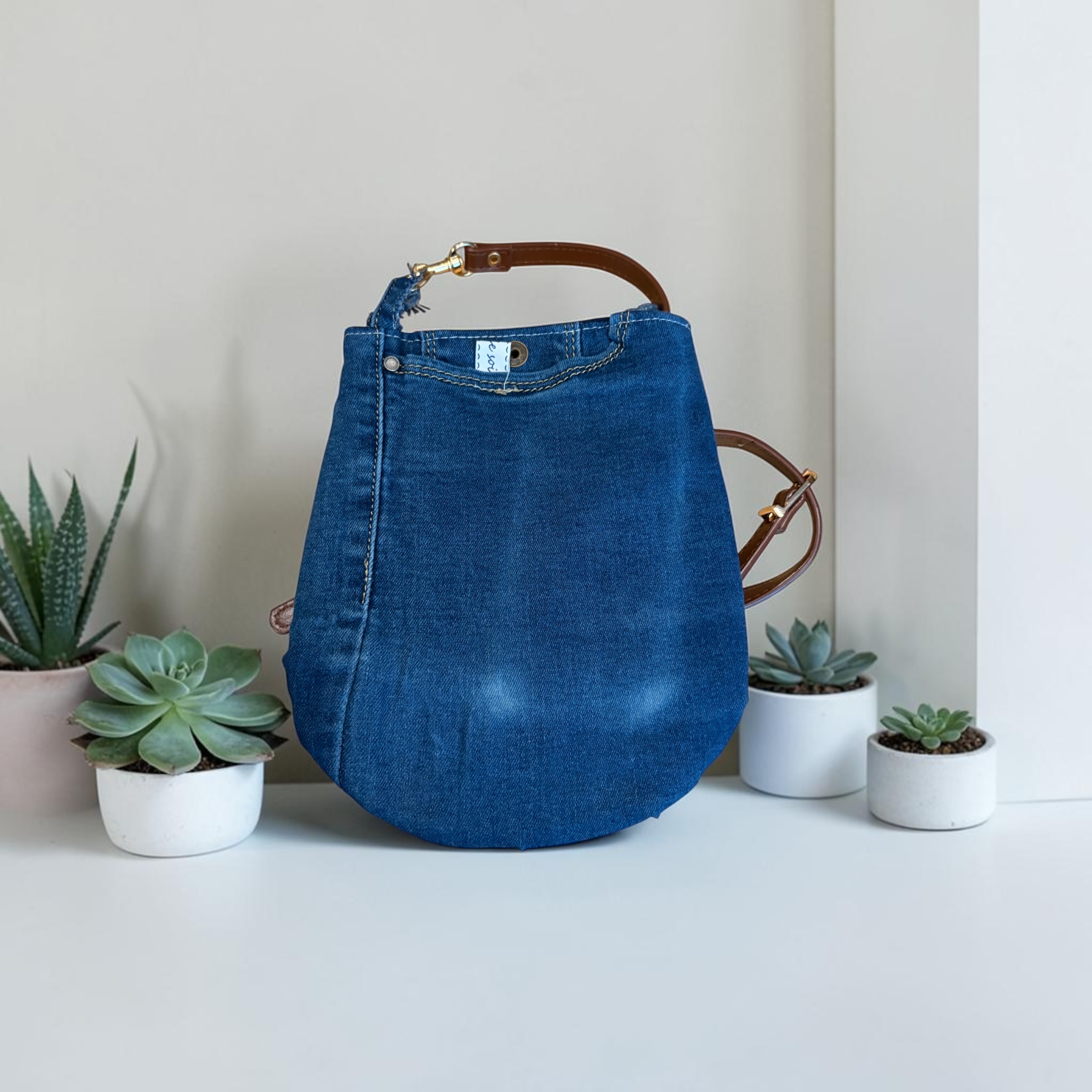 sac pochette bandoulière en jeans upcyclés 15 — visuel 3