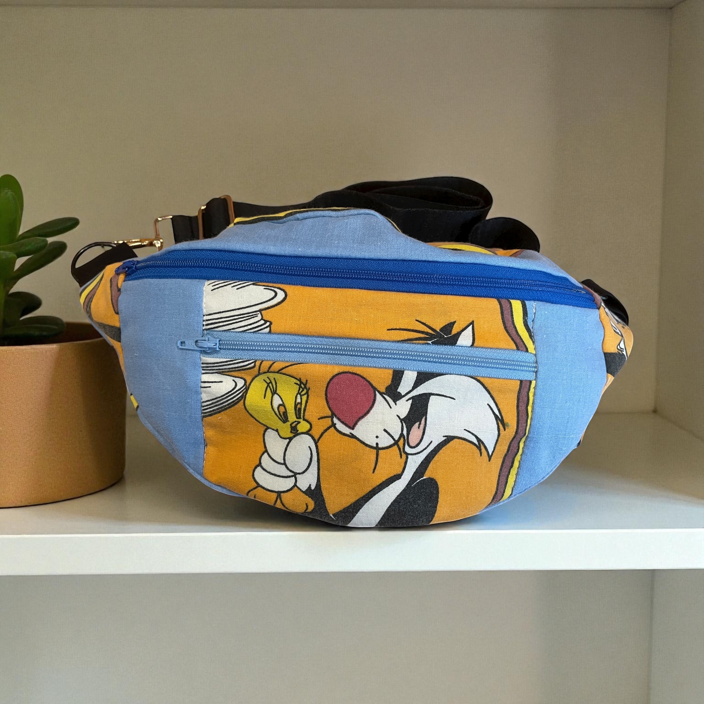 sac banane Titi & Grosminet — visuel 2