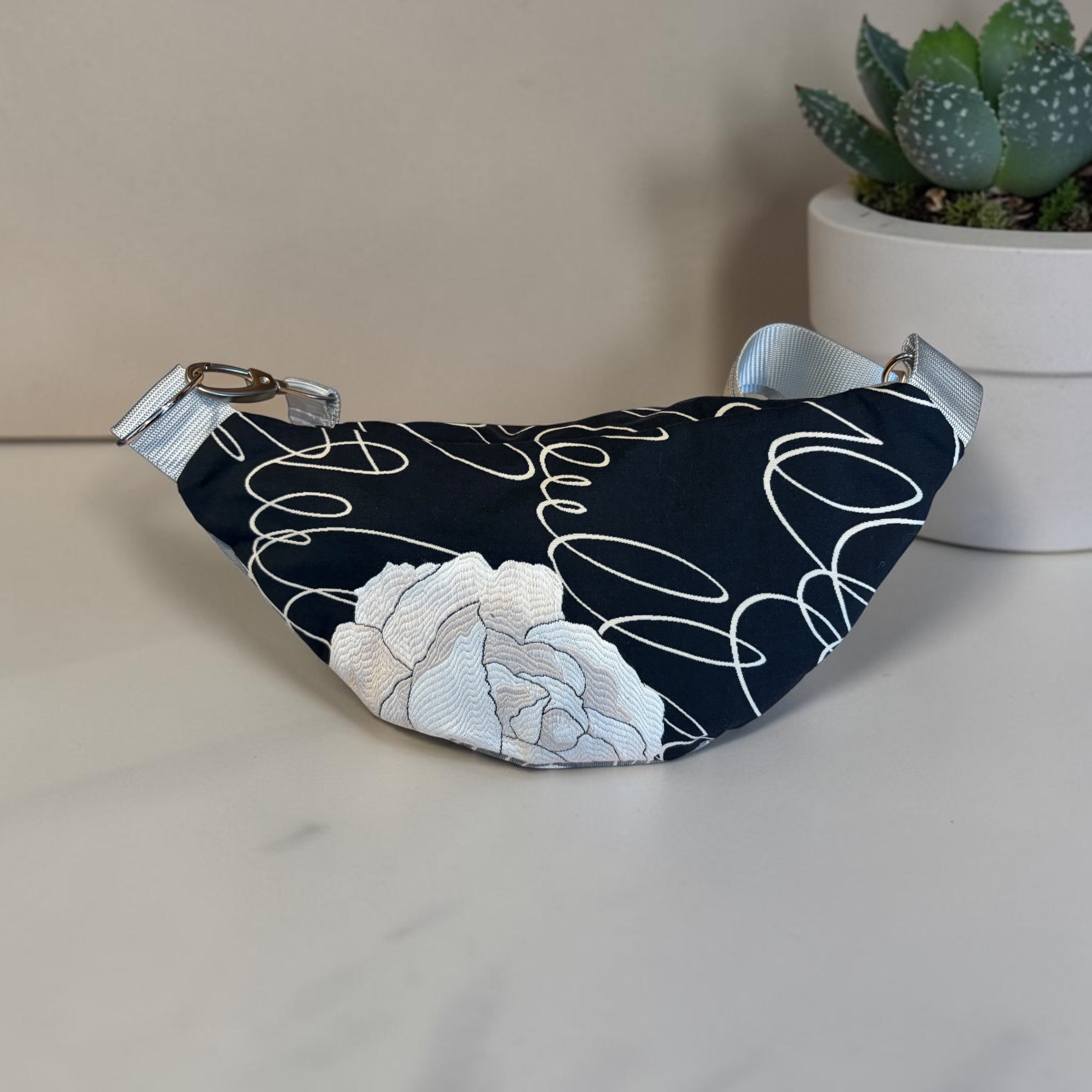 Sac banane roses 1 — visuel 3