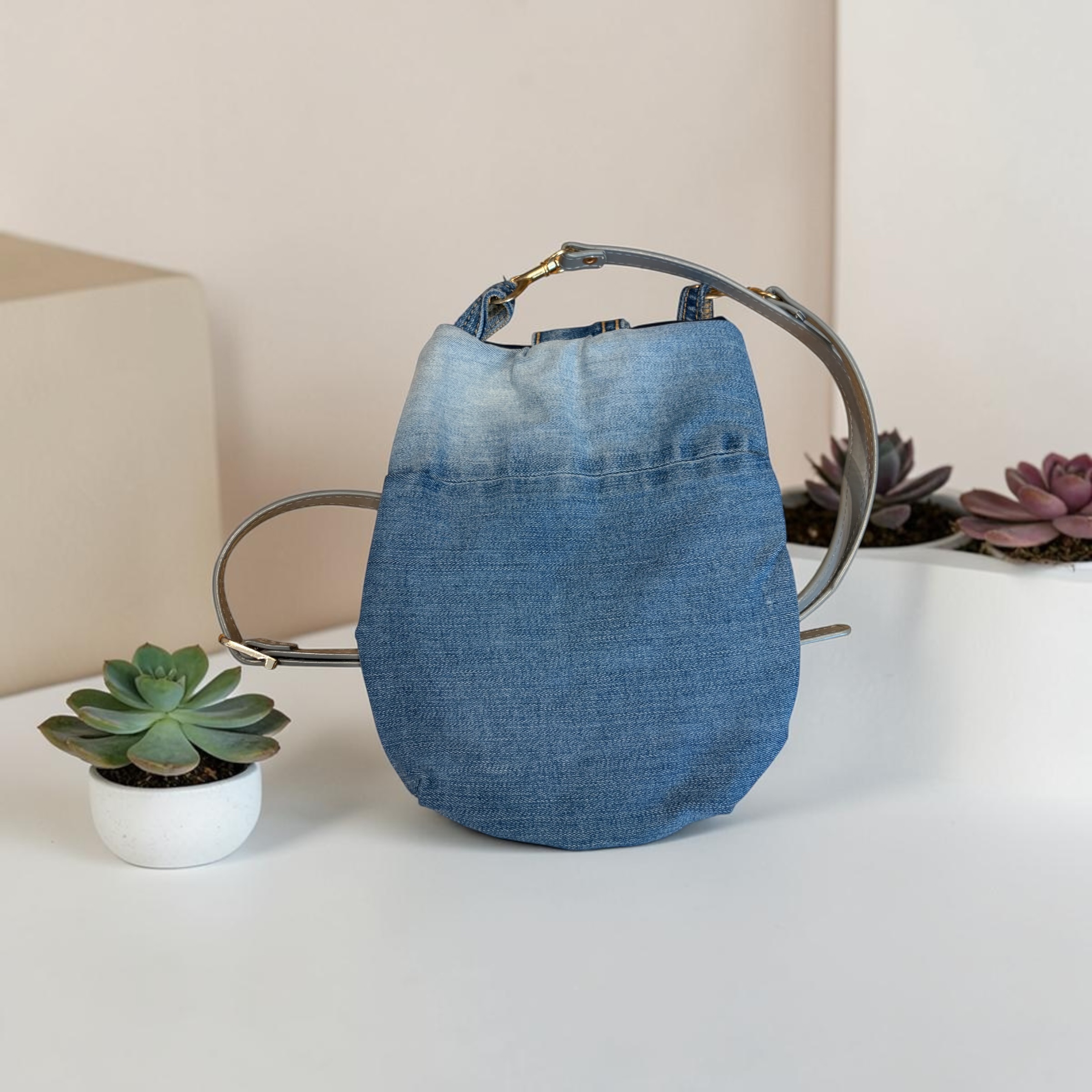 sac pochette bandoulière en jeans upcyclés 13 — visuel 3