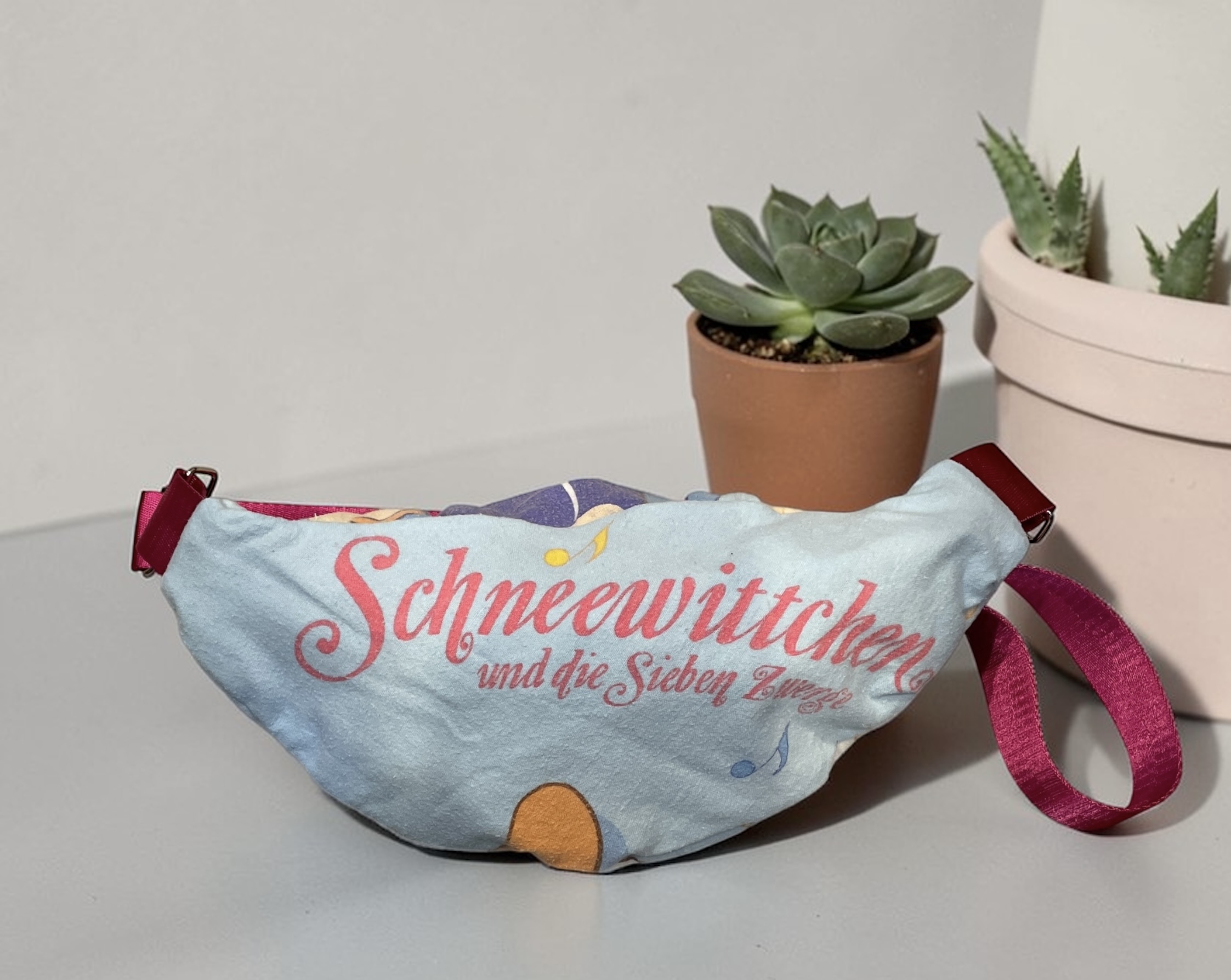 sac banane Blanche neige — visuel 3