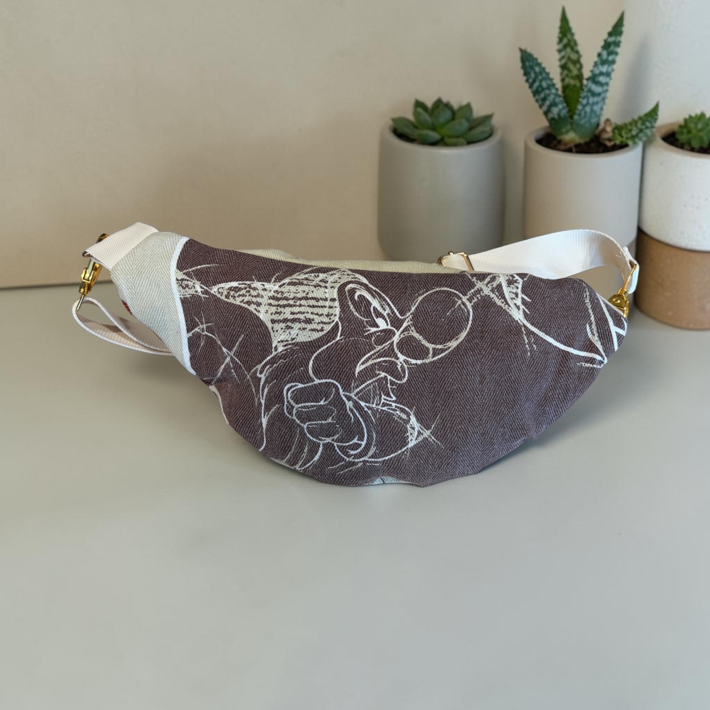 sac banane Grincheux — visuel 3