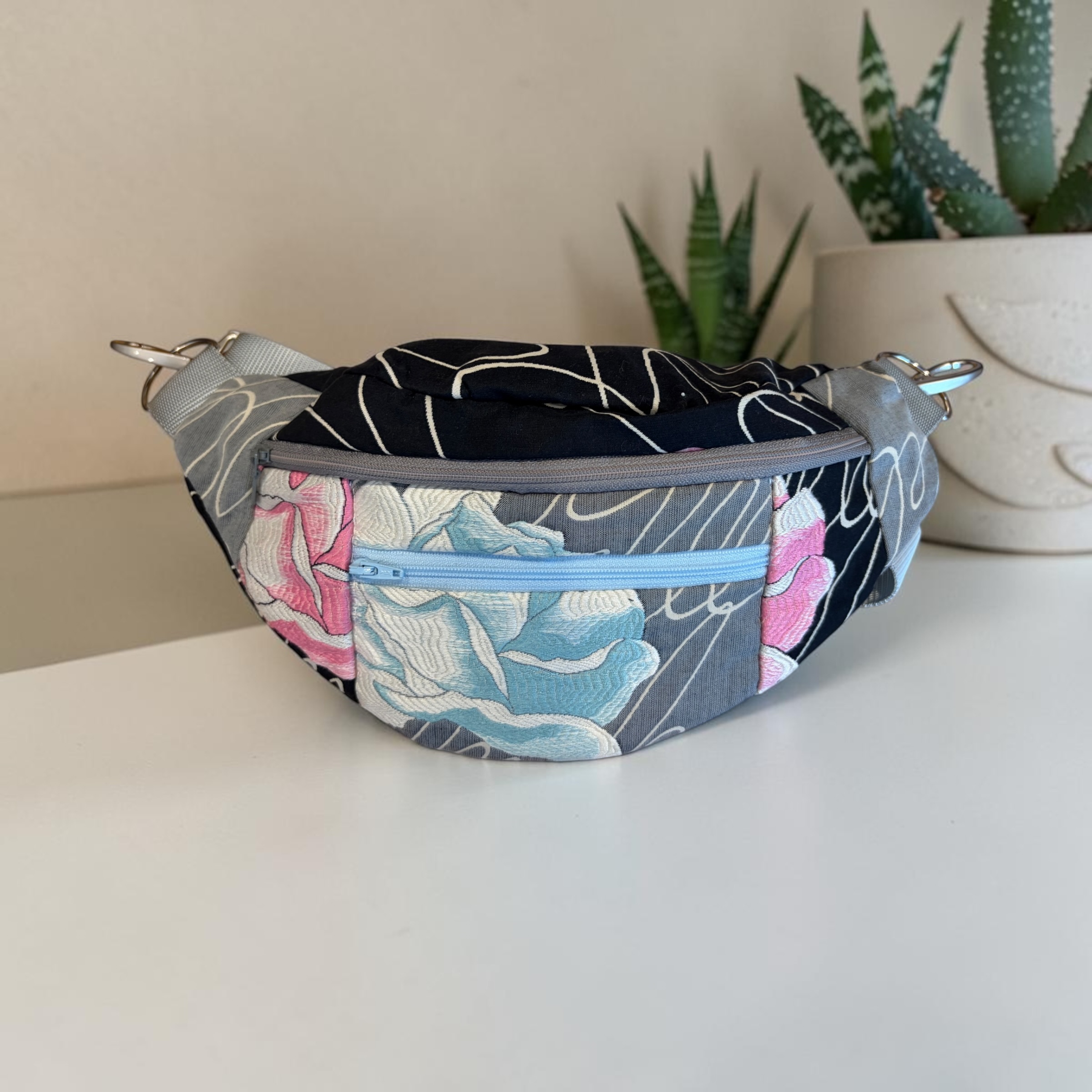 Sac banane roses 1 — visuel 2