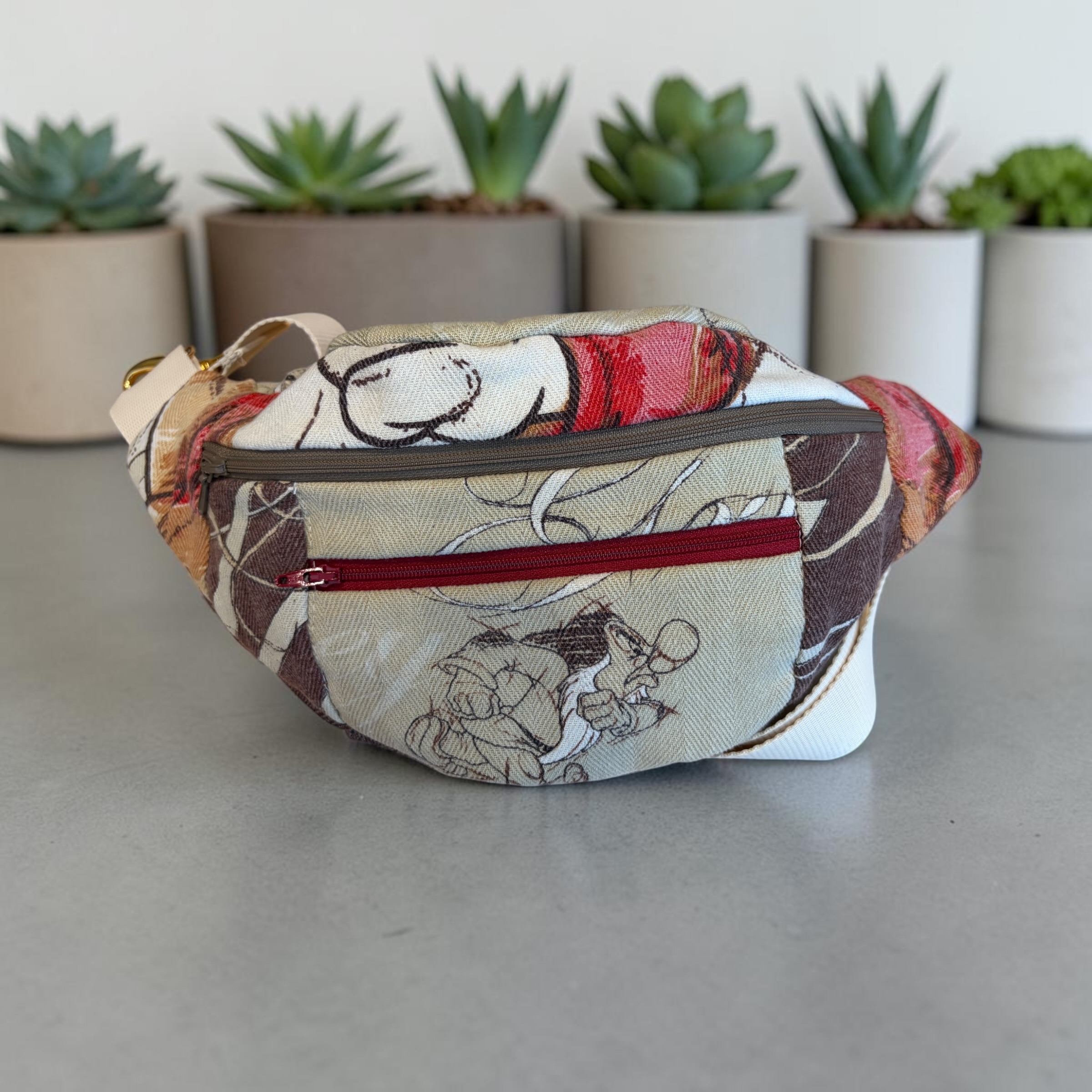 sac banane Grincheux — visuel 2