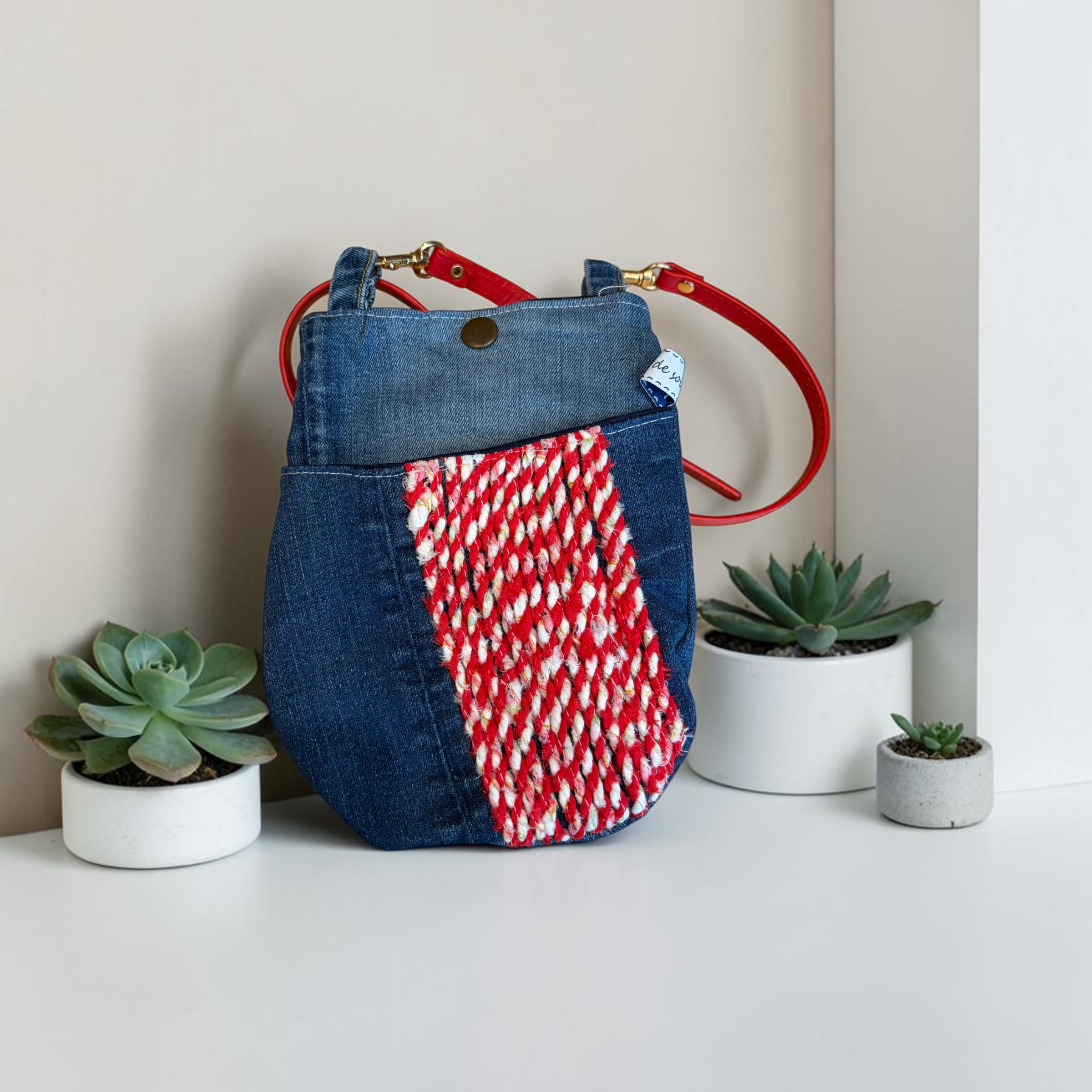 sac pochette bandoulière en jeans upcyclés 4 — visuel 1