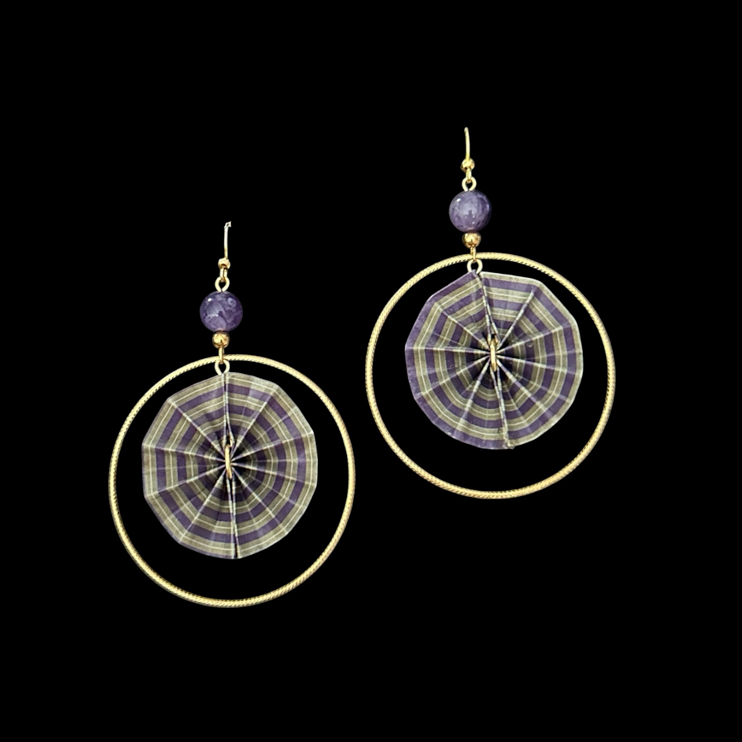Boucles d’oreilles créoles origami et améthyste naturelle — visuel 1