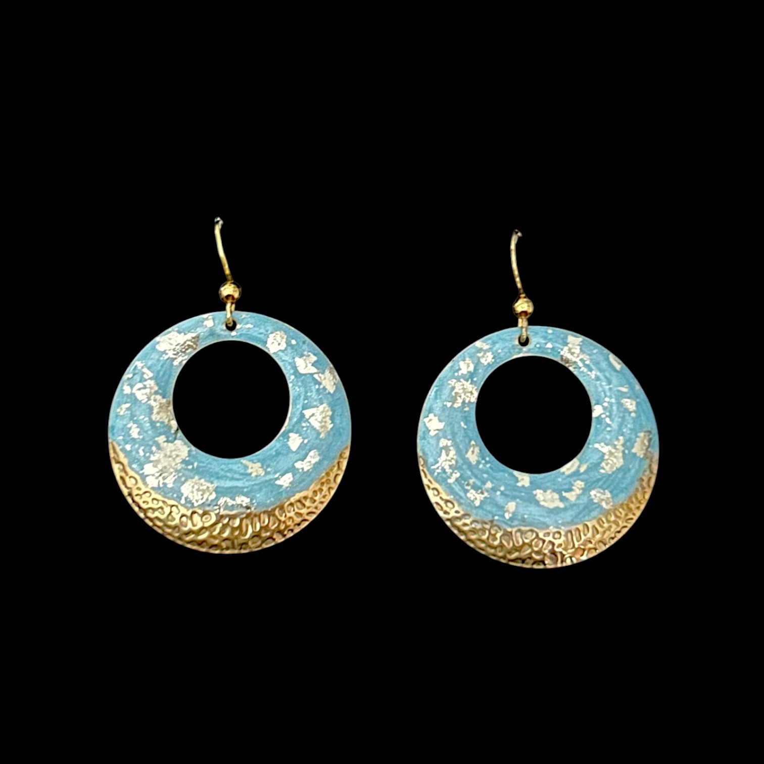 Boucles d’oreilles rondes bleu ciel et feuille d’or en acier inoxydable — visuel 1