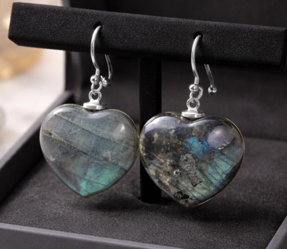 Bo en labradorite coeur. — visuel 1