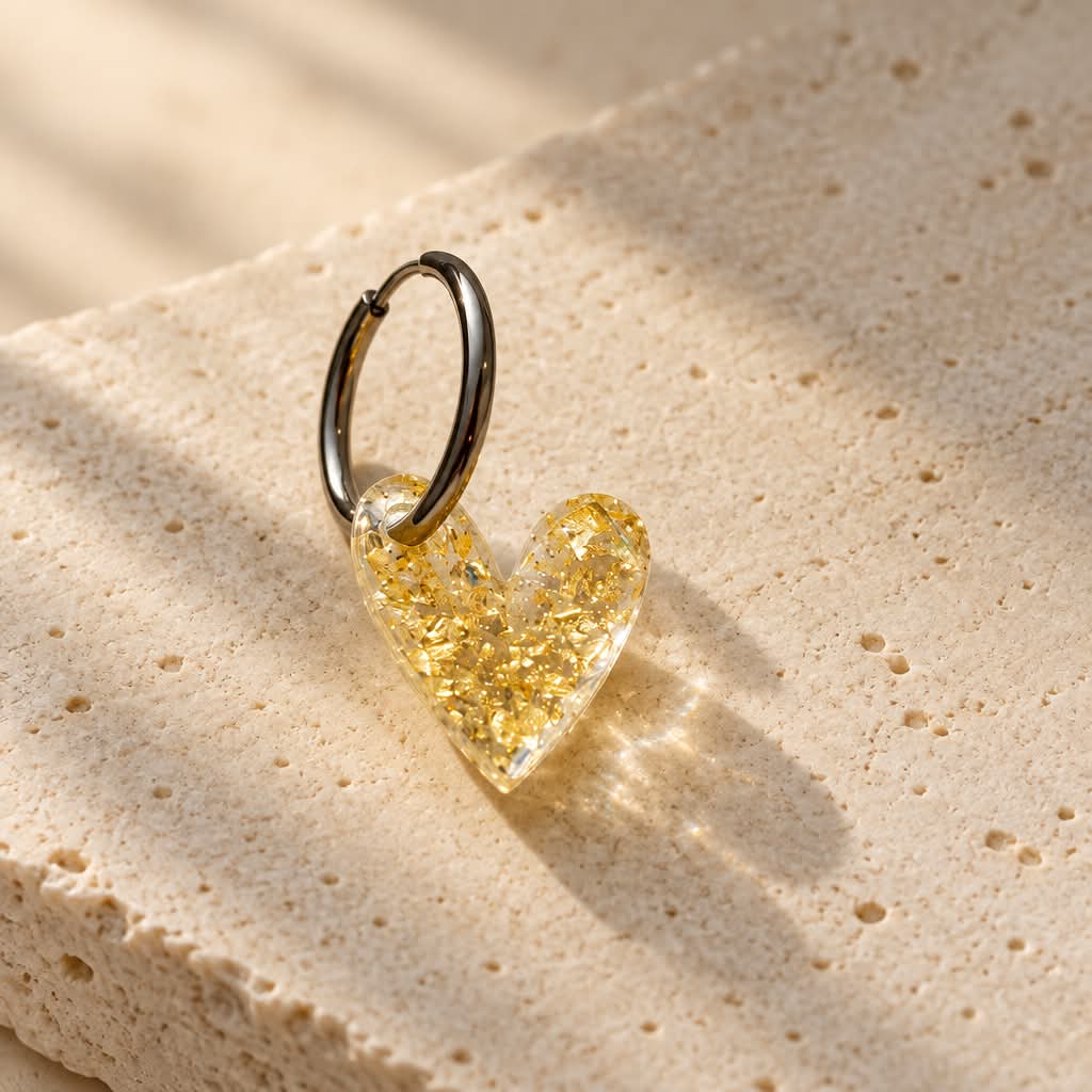 Pampilles coeurs transparentes avec des fragments jaunes — visuel 1