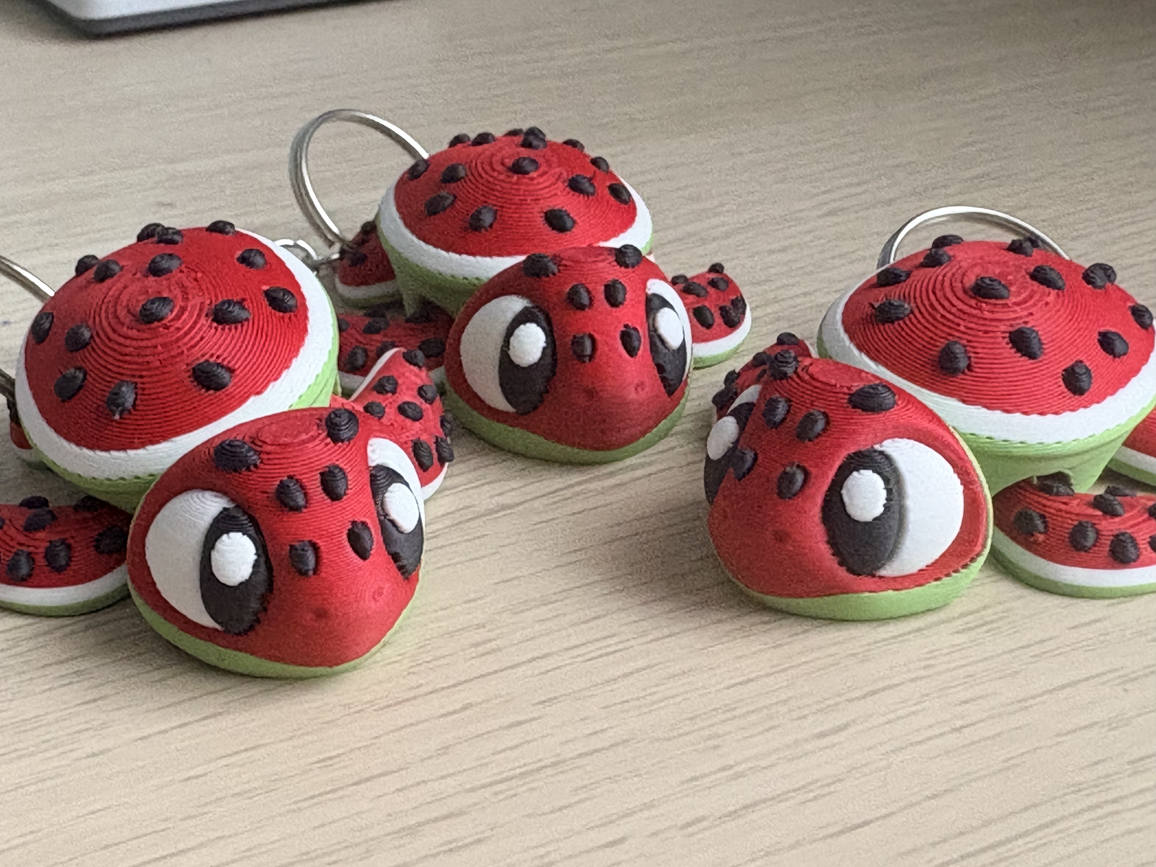 Porte-clés tortue pastèque en impression 3D - Charm pour sac - breloque pour sac originale - accessoire coloré — visuel 1