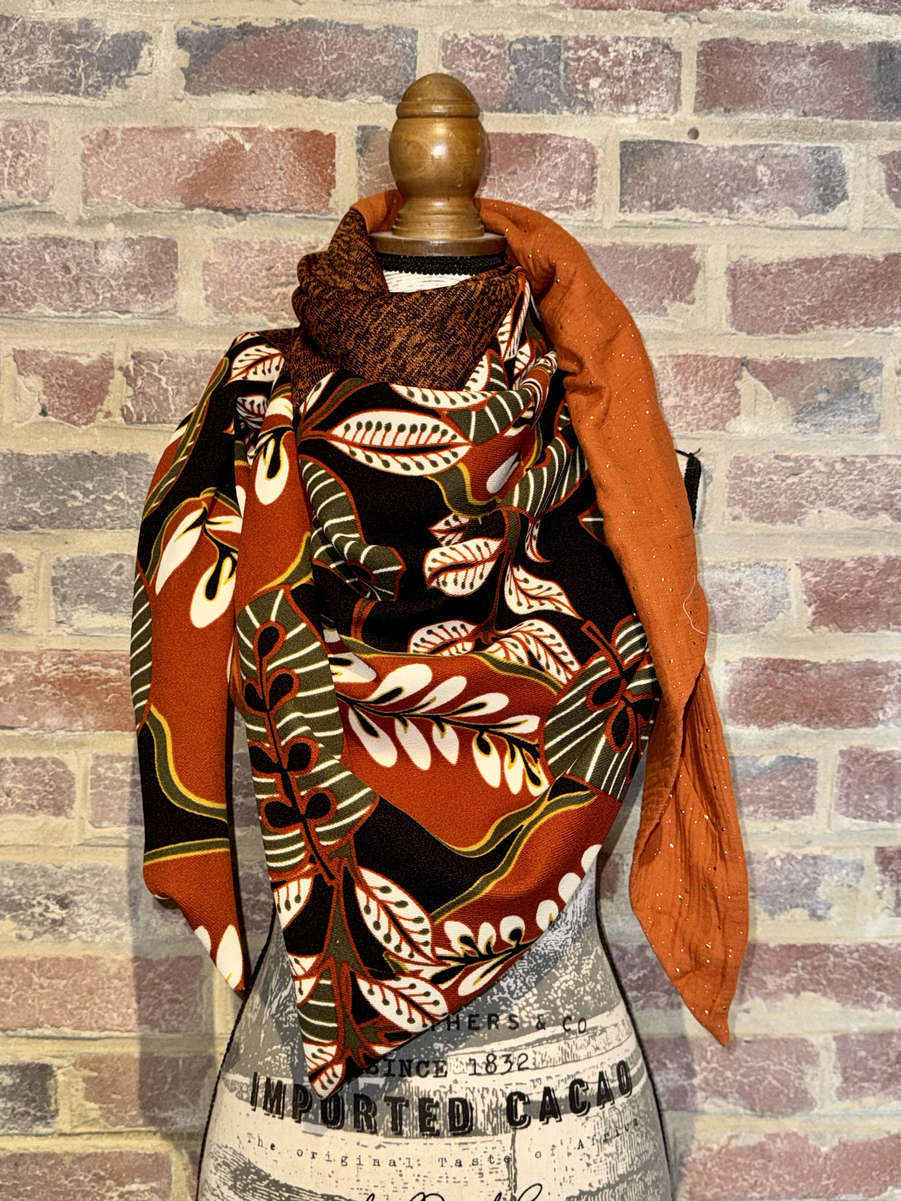 Grand foulard triangle — visuel 1