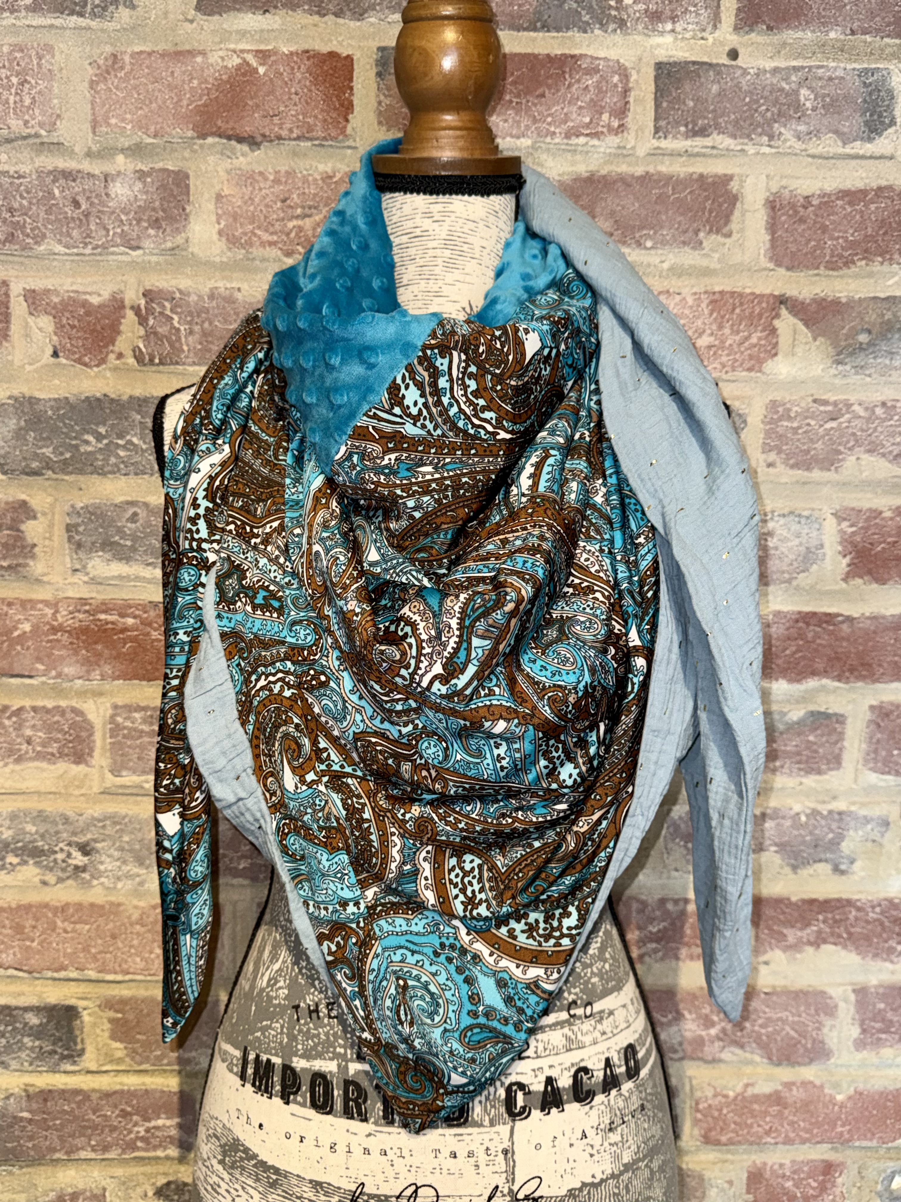 Grand foulard triangle — visuel 1