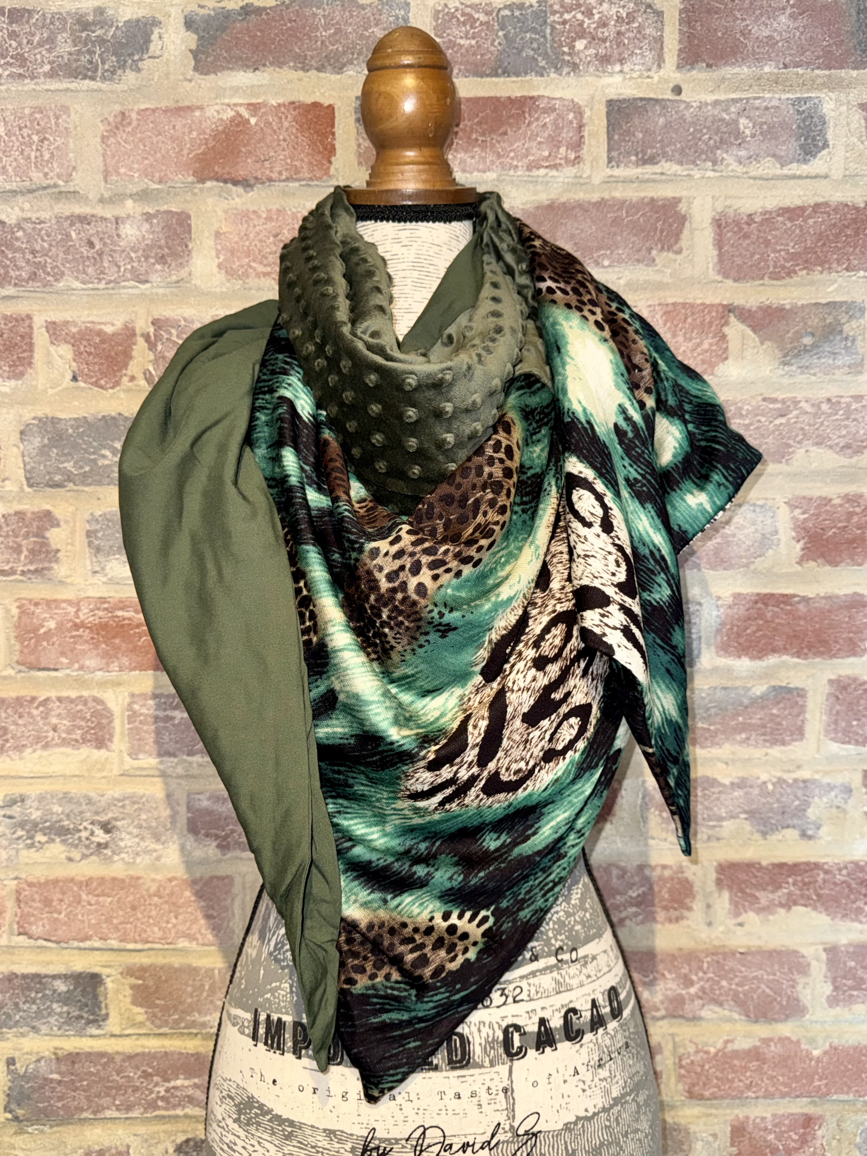 Grand foulard triangle — visuel 1