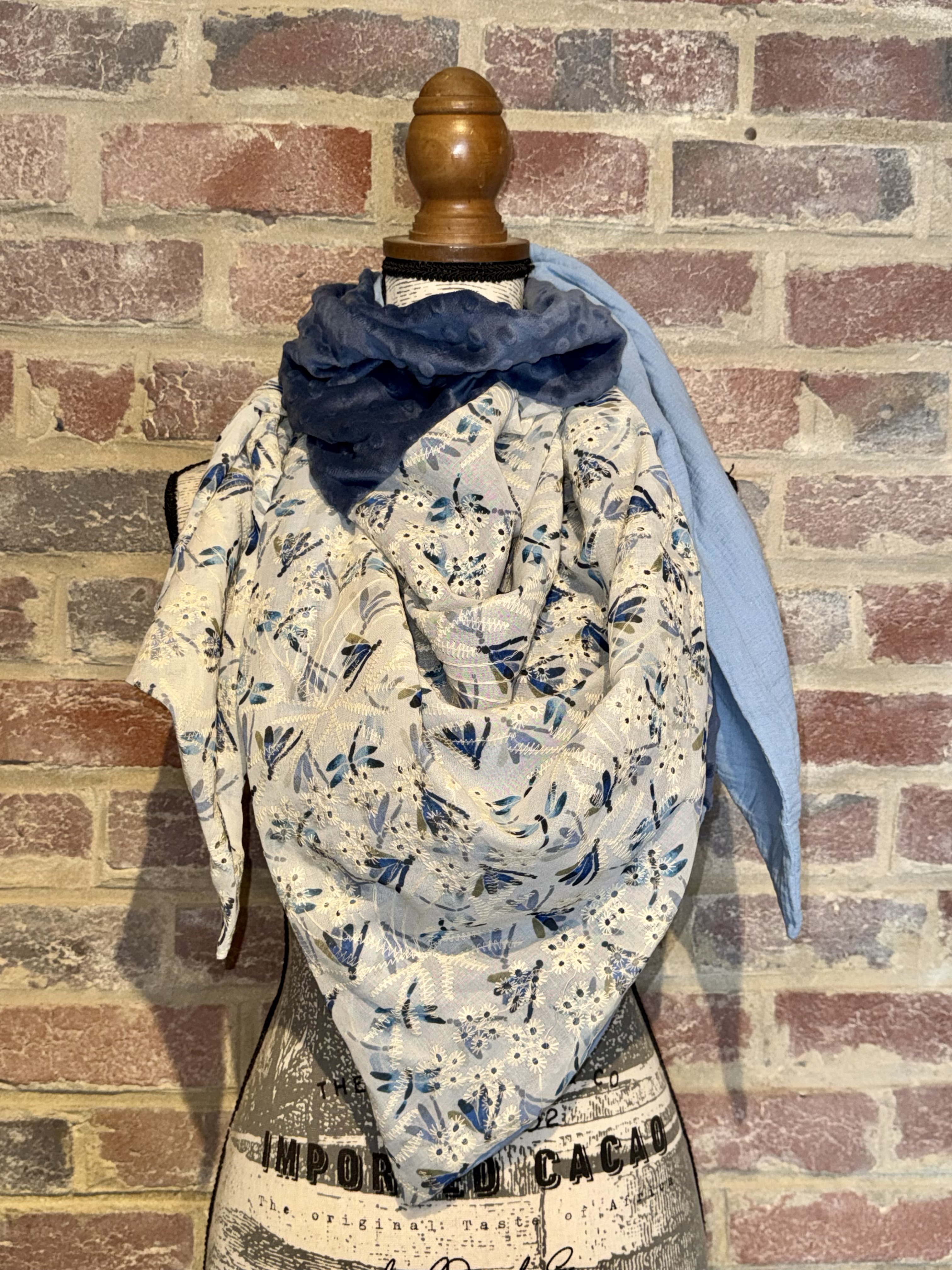 Grand foulard triangle — visuel 1