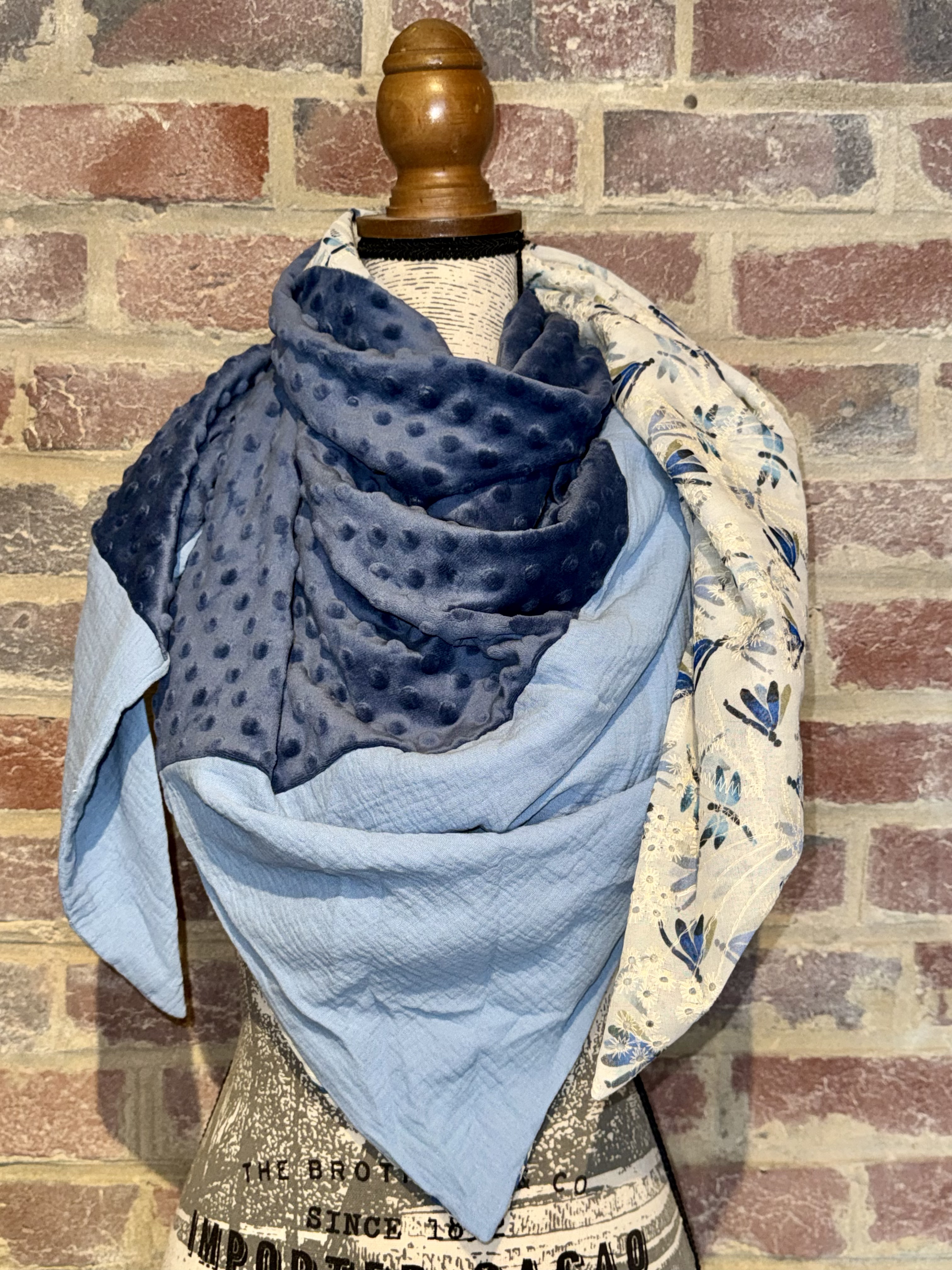 Grand foulard triangle — visuel 3