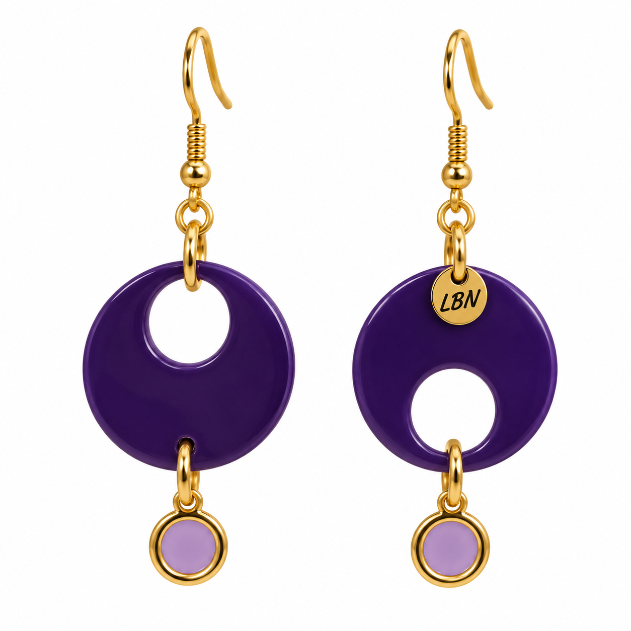 Boucles d'oreilles asymétriques – Donuts mauves et anneaux dorés — visuel 1
