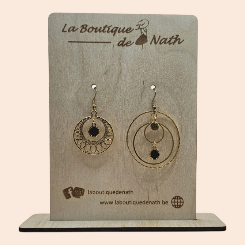 Boucles d'oreilles asymétriques – Cercles & touche de noir — visuel 1