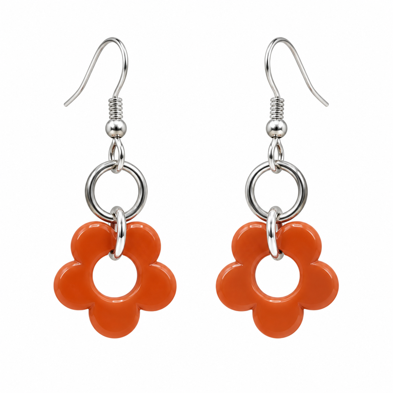 Boucles d'oreilles symétriques – Fleurs orange en acrylique et anneaux argentés — visuel 1
