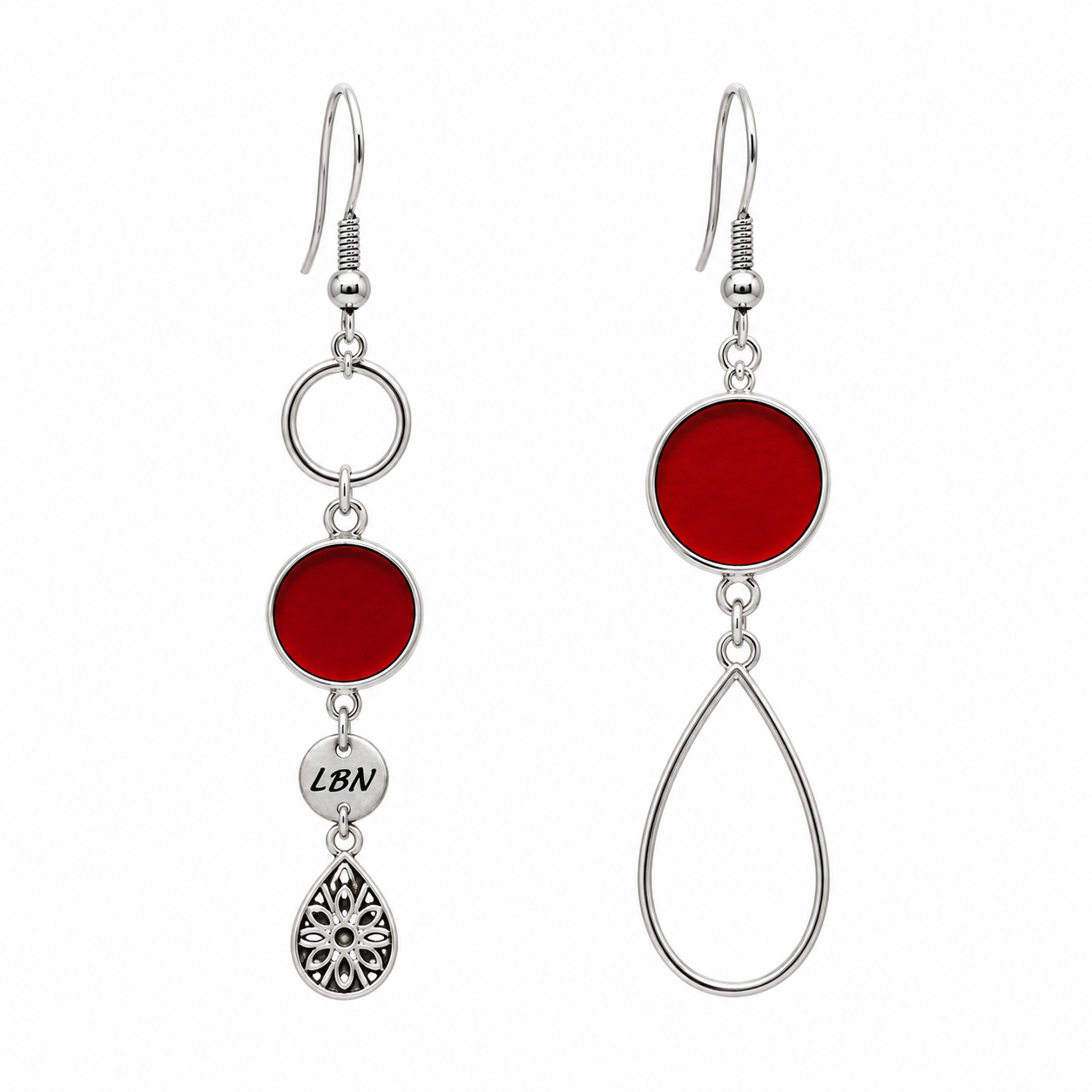 Boucles d'oreilles asymétriques – Vitrail rouge et gouttes argentées dépareillées — visuel 1