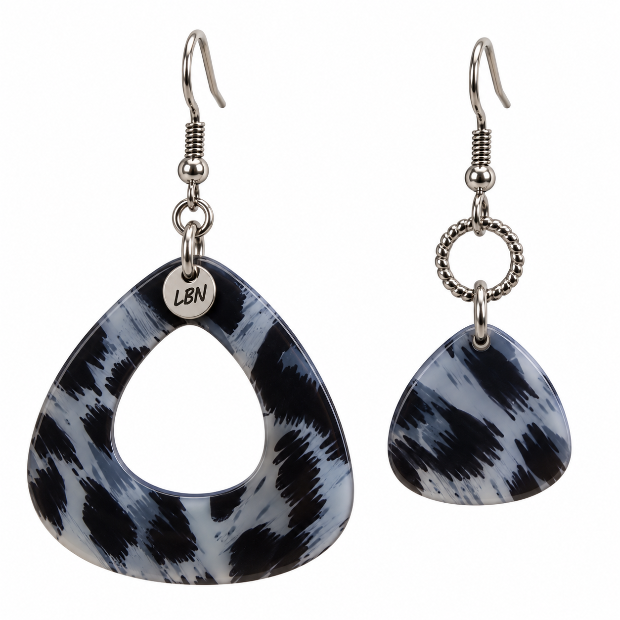 Boucles d'oreilles asymétriques – Gouttes ajourées Léopard gris et noir — visuel 1