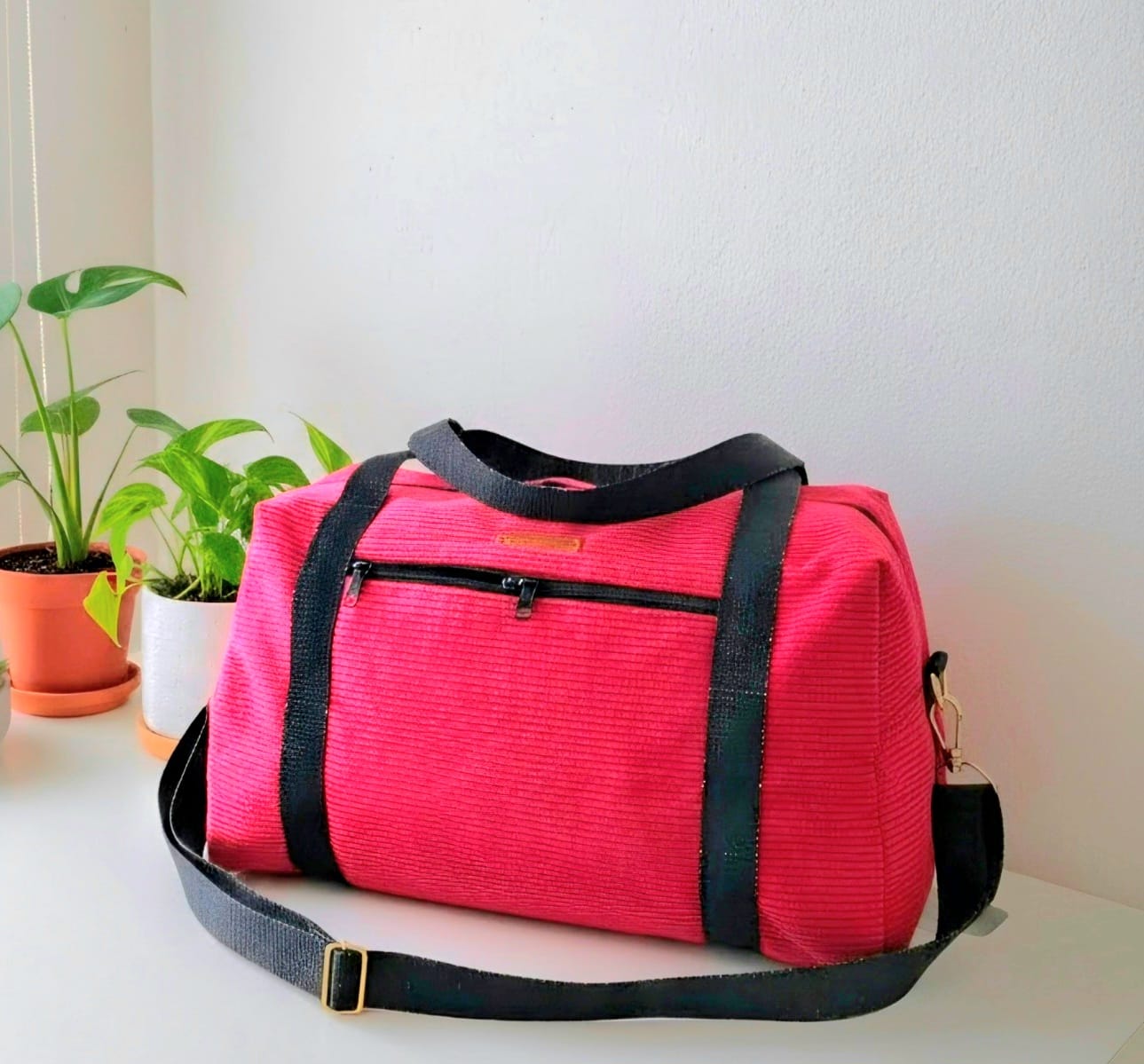 Le sac de voyage - Rouge — visuel 1