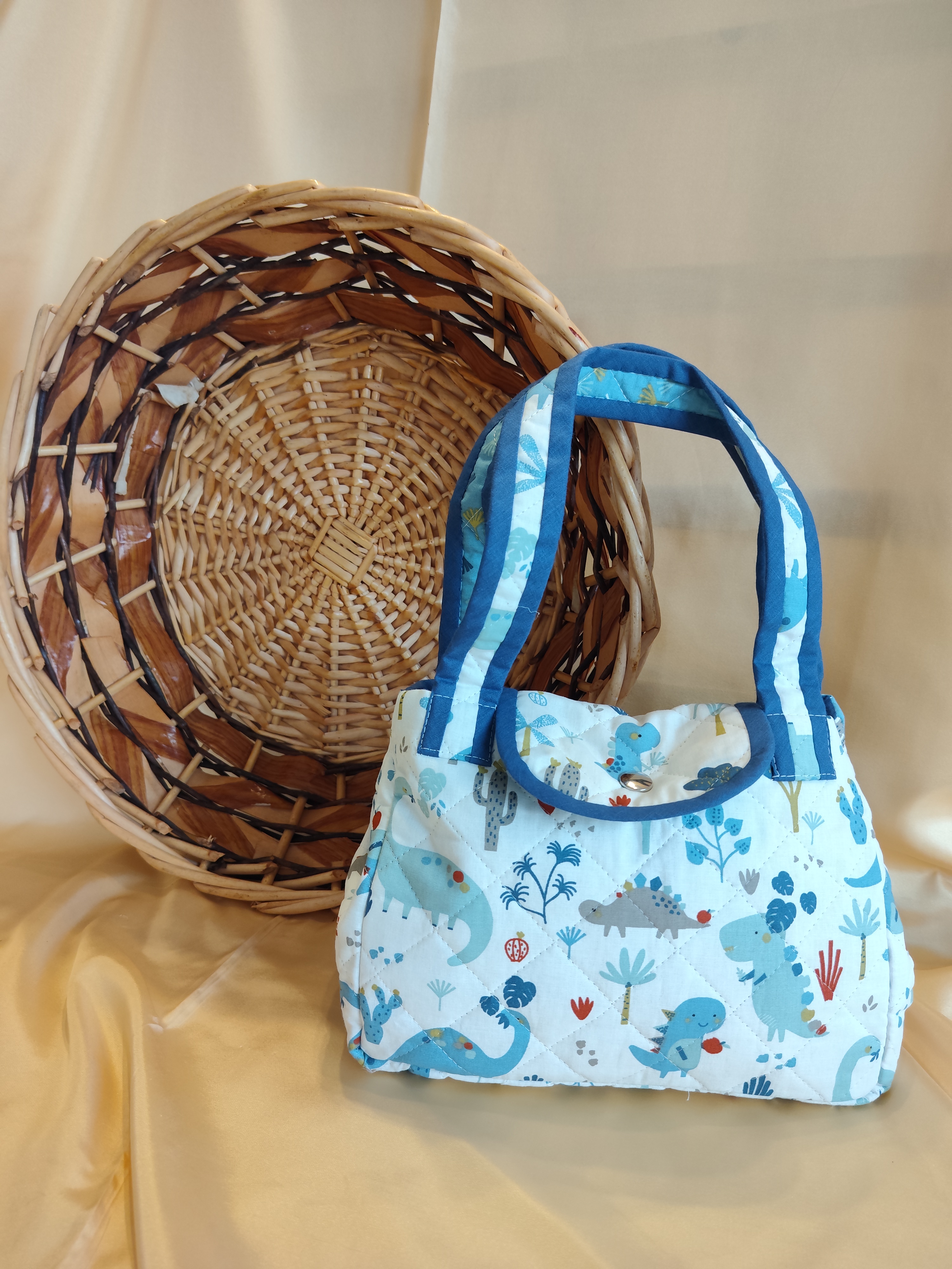 Trousse "dinosaure" — visuel 1