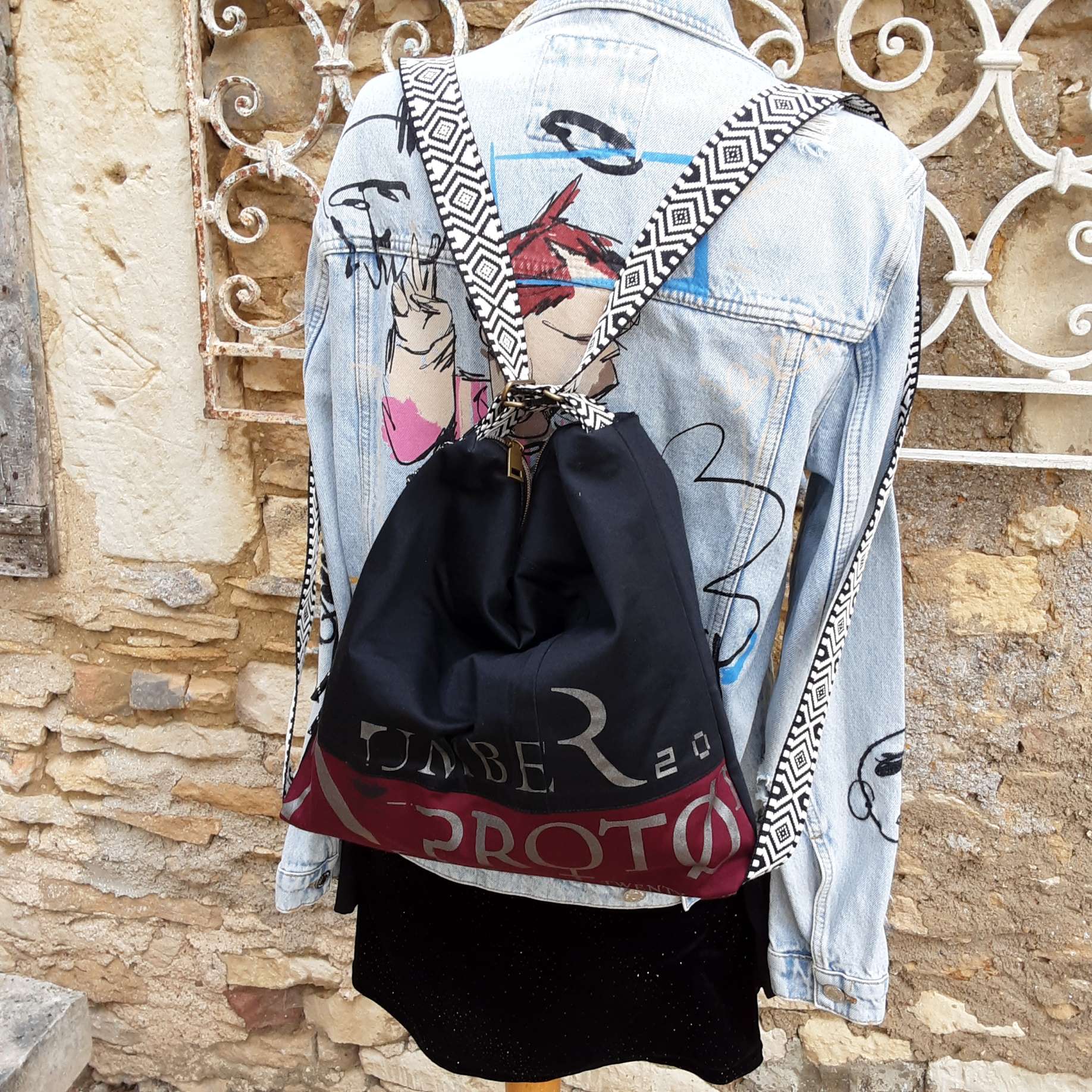 Sac à dos upcyclé " Effy" — visuel 1