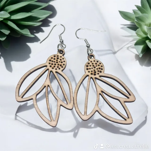 Boucles d'oreilles bois 100% création artisanale — vue 1