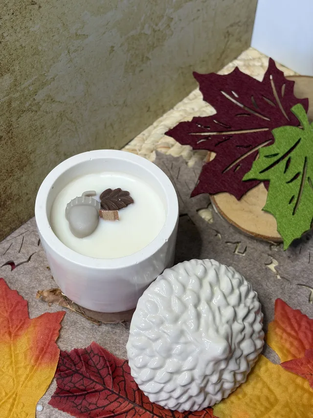 Bougie « Noix et Miel » — vue 1